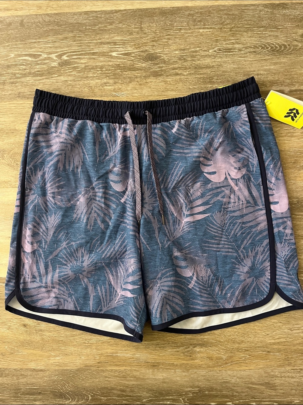 NWT All in Motion Men's Hybrid Shorts Purple Size L